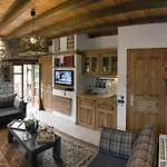 Maison d'hôtes μαγεμένο βουνό 4*