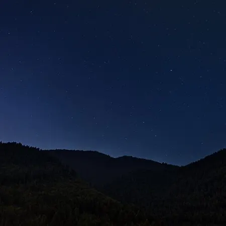 Pensión μαγεμένο βουνό