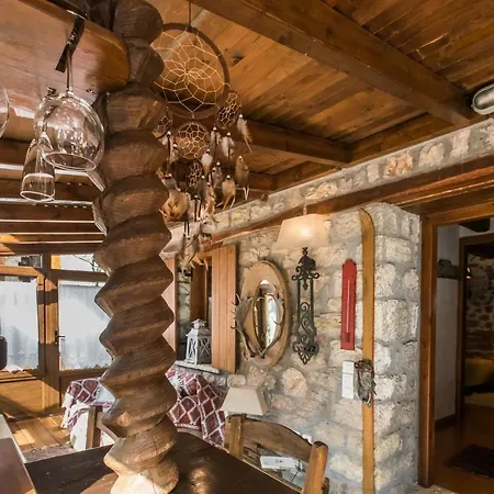 μαγεμένο βουνό Pensjonat Karpenísion