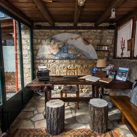 Πανσιόν μαγεμένο βουνό 4*