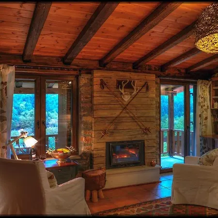 μαγεμένο βουνό 4* Karpenísion