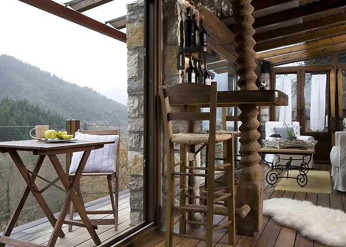 Gasthof μαγεμένο βουνό Karpenísion