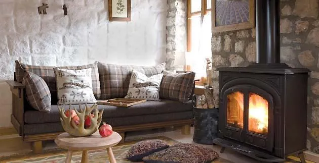 Pensionat μαγεμένο βουνό 4*